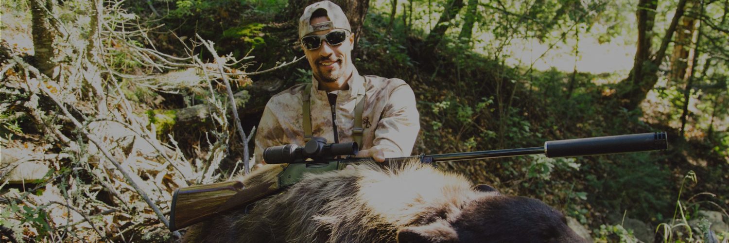 Bear hunting with a Harvester 300.