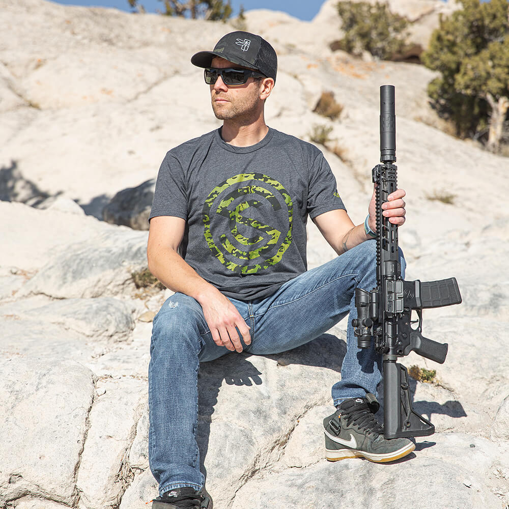 CAMO LOGO TEE - Image 4