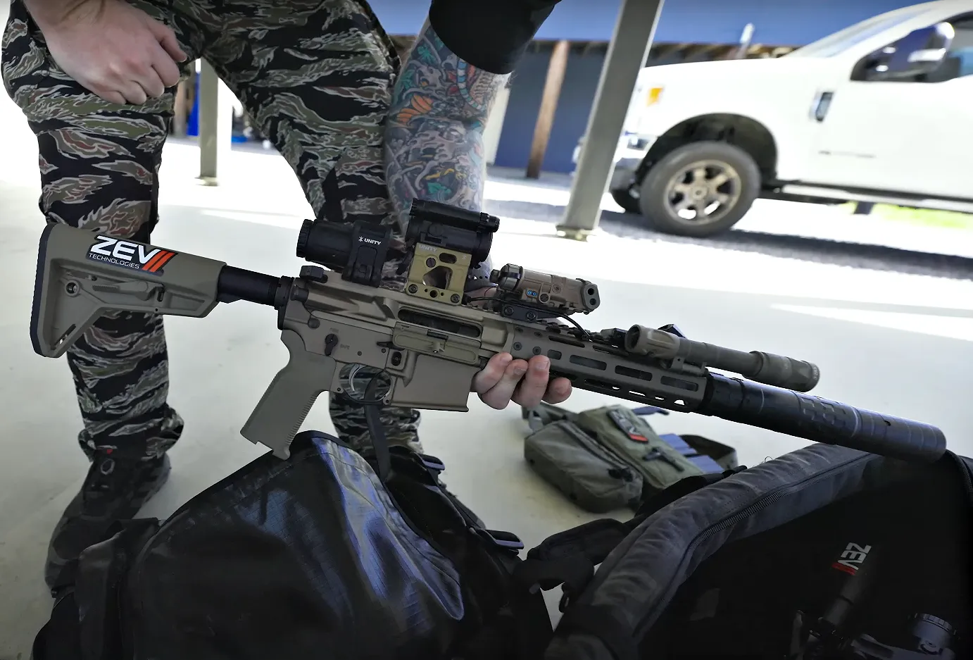 Zev Technologies AR-15 with SilencerCo Hybrid 46M