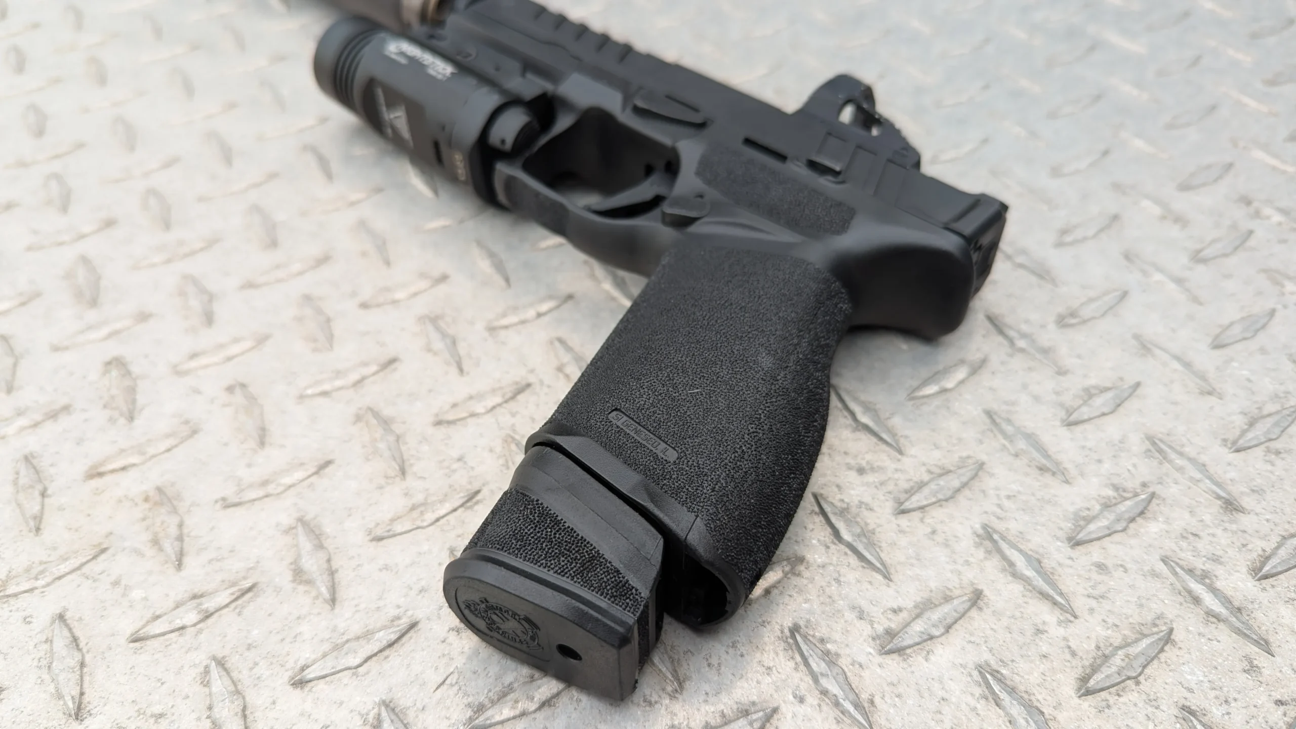 Closeup of Springfield Echelon adaptive grip texture